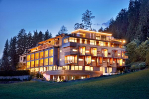 Naturhotel Die Waldruhe Chienes